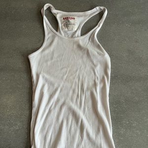 🤍white tank🤍